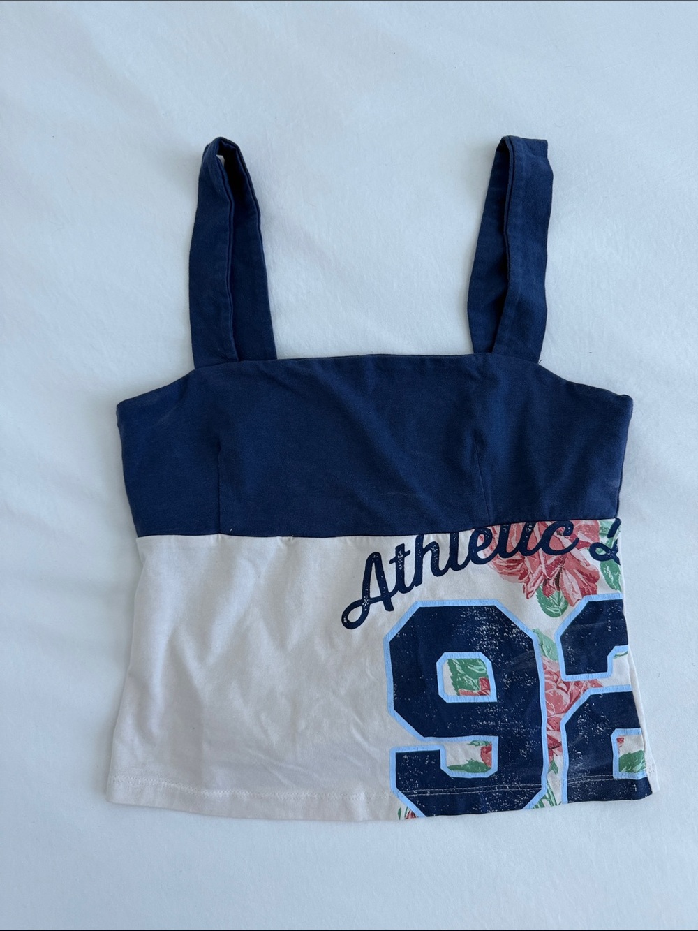 Maeve Navy and White Graphic Crop Tank